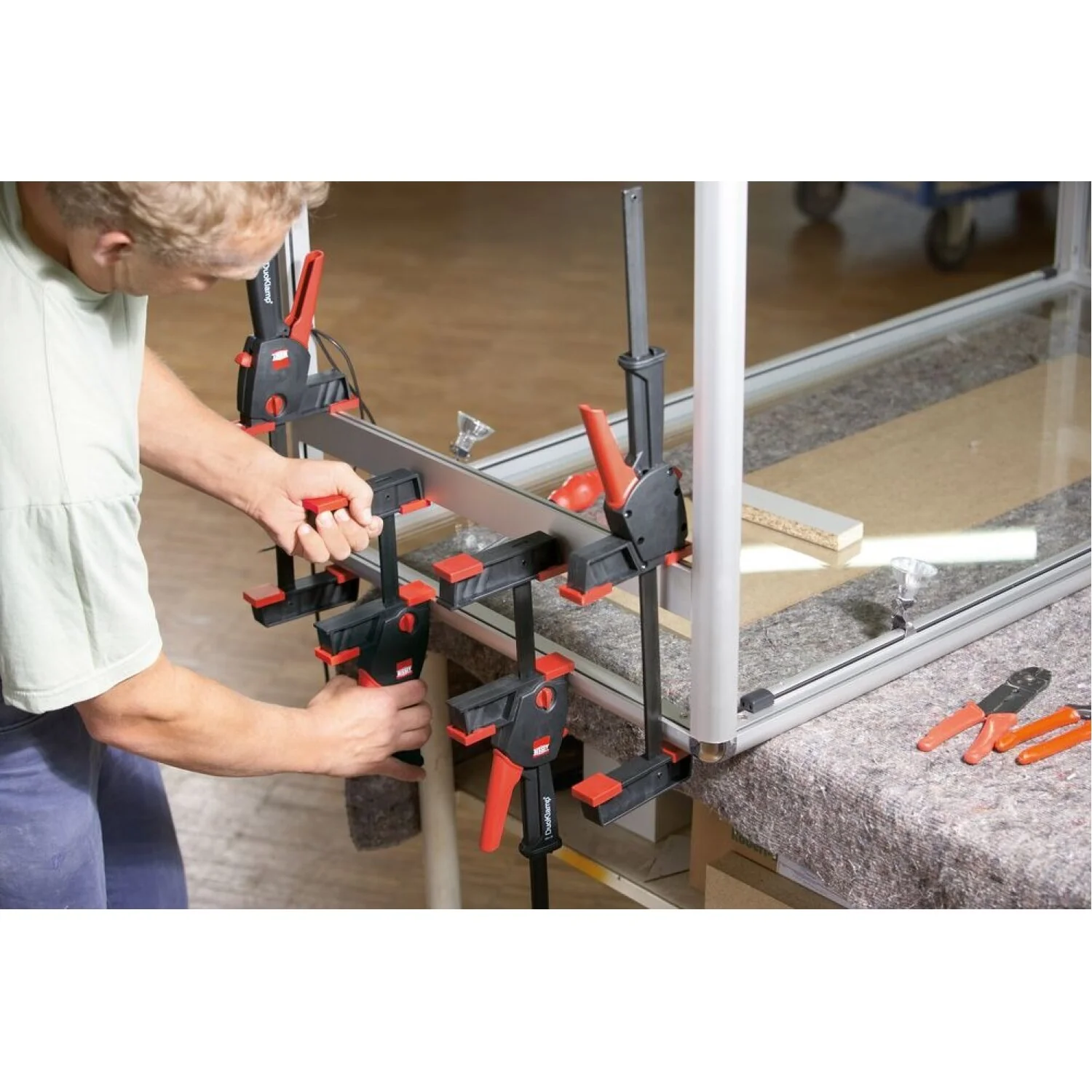 Bessey DUO16-8 Clamp, one hand, DuoKlamp Series, 3 1/4 In. x 6 In., 260 LB - Image 12