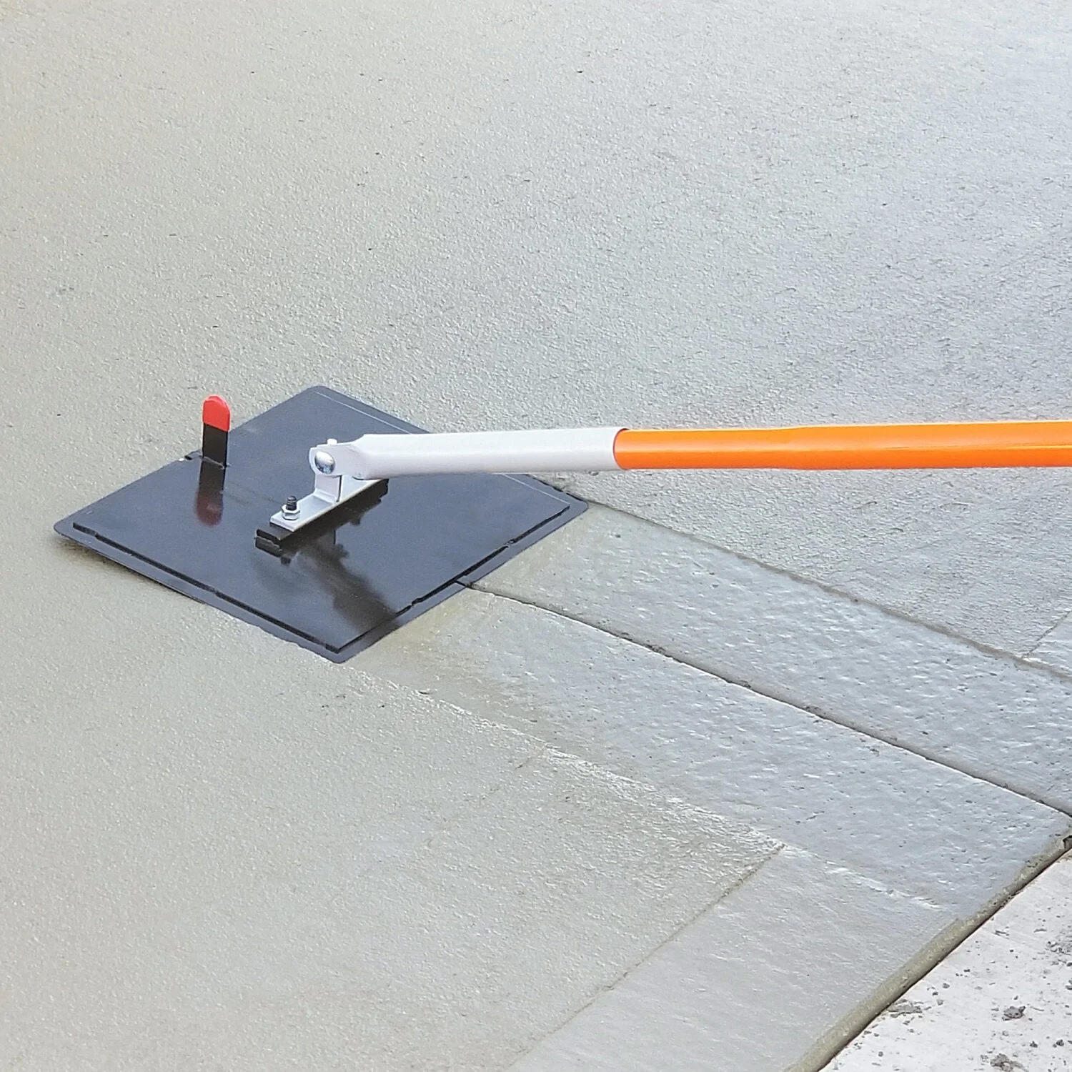 Kraft Tool CC1705 8" x 10" 1/2"R 1/2"D All Steel Walking Groover with Mounting Bar and Clevis Bracket - Image 2